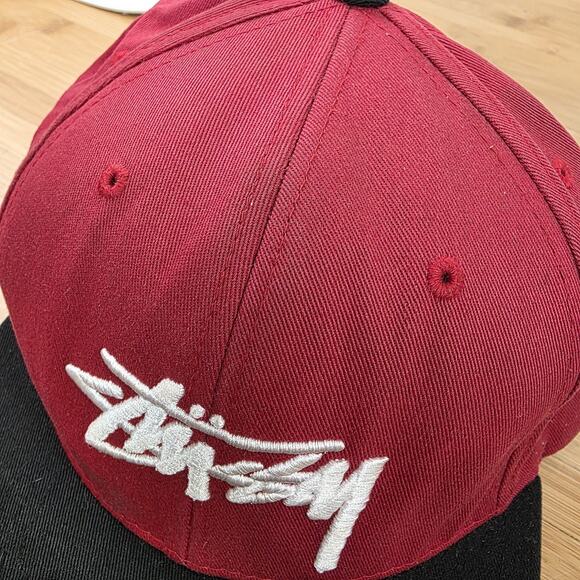 Vintage Stussy Capz SnapBack Hat Red Black Embroidered Two Tone Trucker Spellout - Picture 8 of 9